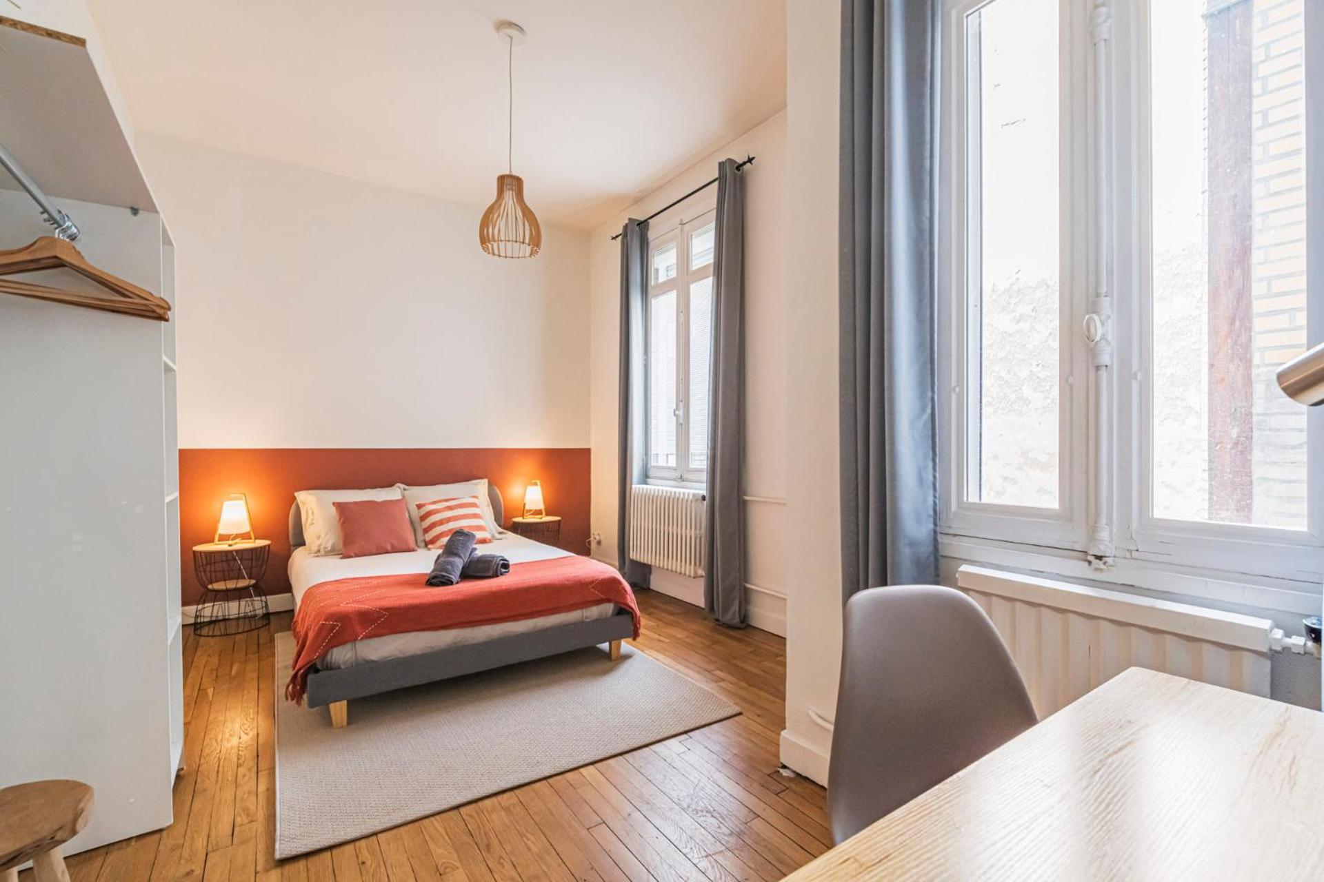 L'Haussmannien - Spacieux 4 Chambres - Centre - Gare Reims Eksteriør bilde