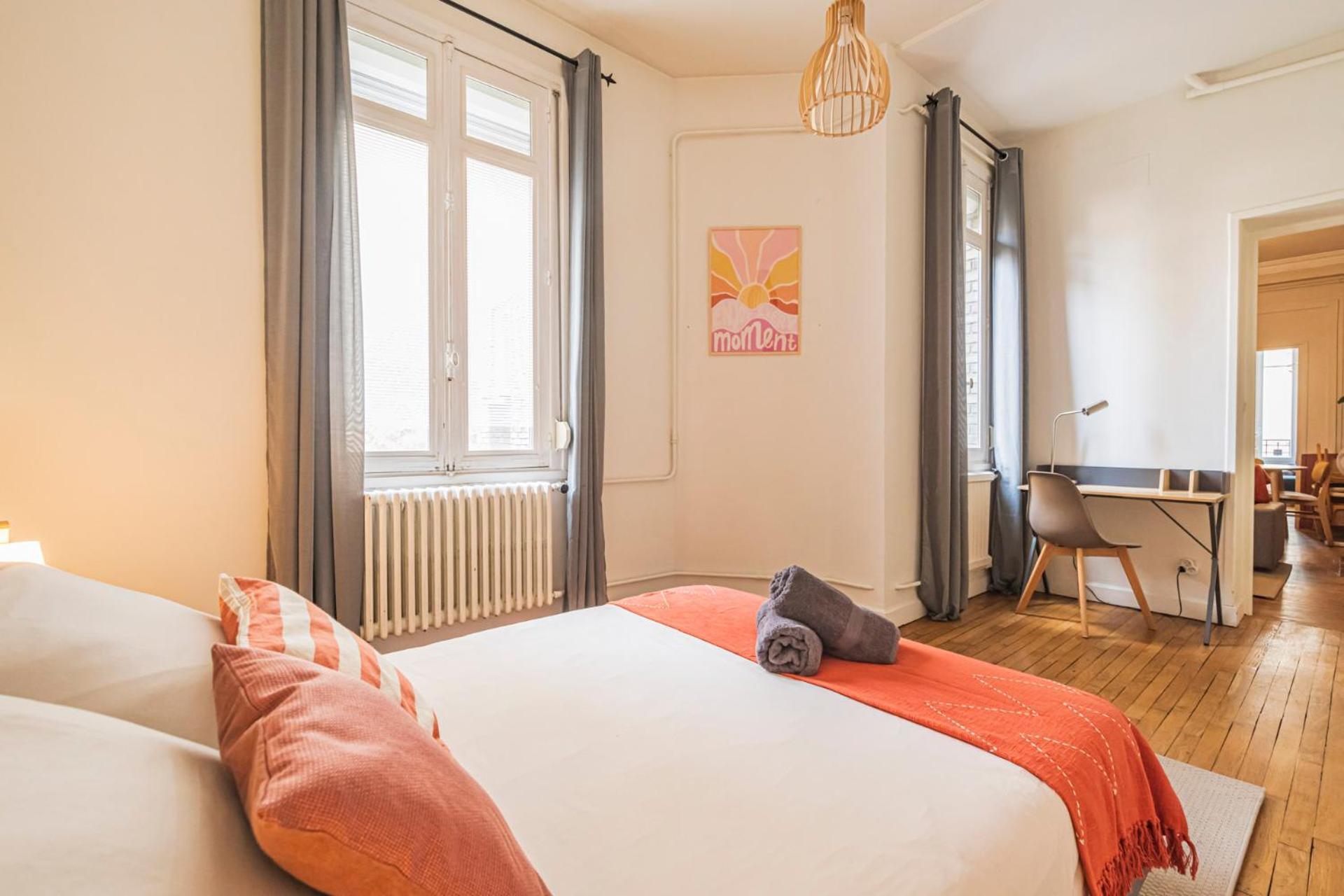 L'Haussmannien - Spacieux 4 Chambres - Centre - Gare Reims Eksteriør bilde
